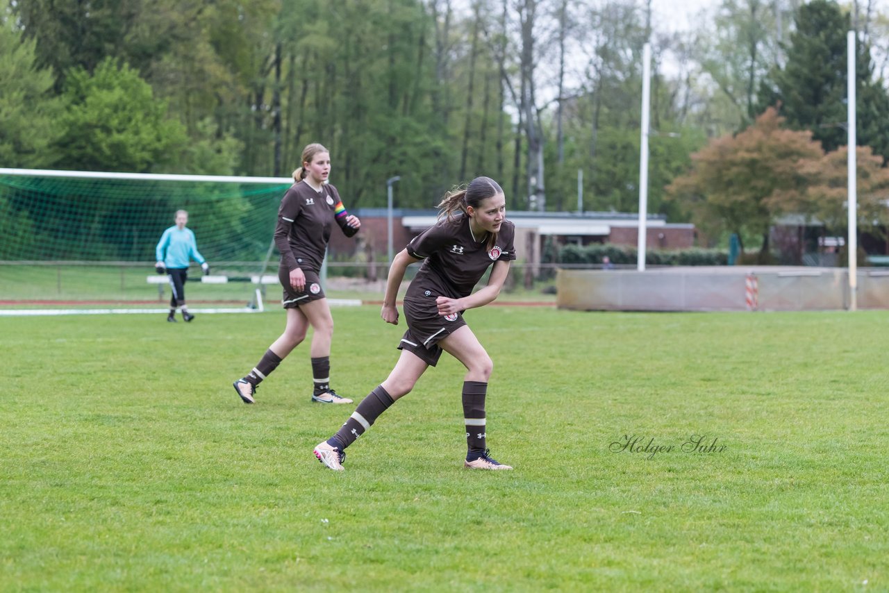 Bild 145 - wCJ VfL Pinneberg3 - St.Pauli : Ergebnis: 2:1